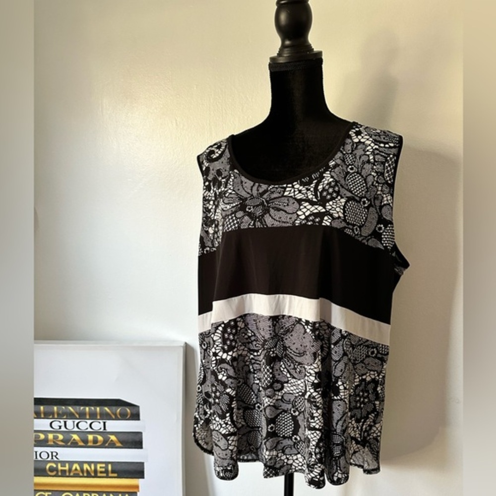 Worthington sleeveless blouse